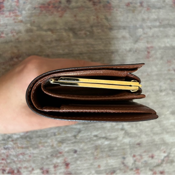 Louis Vuitton Kisslock Wallet - Picture 9 of 17